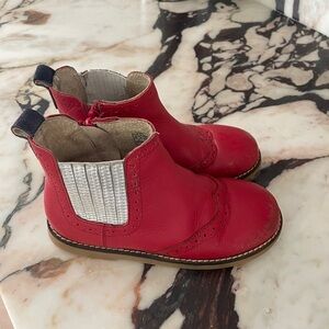 Mini Boden Chelsea boots